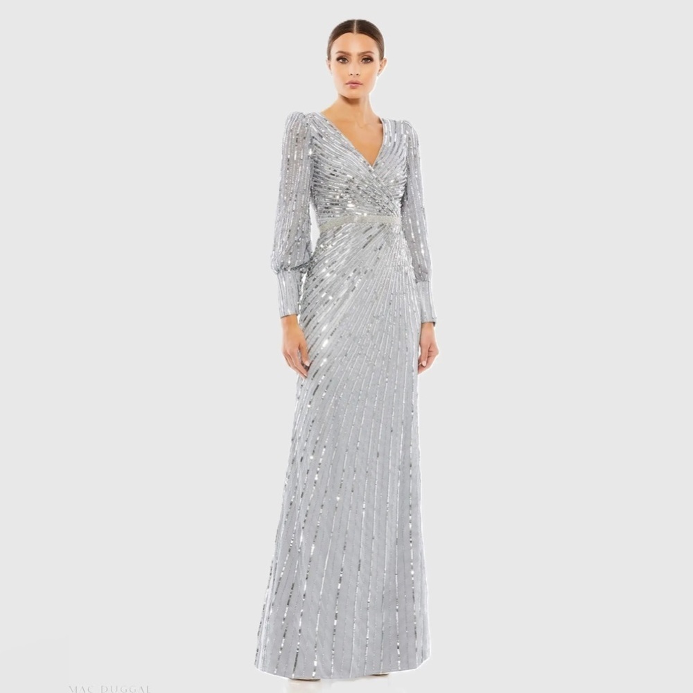 *Flawed Mac Duggal 5501 NWT Silver Sequined Wrap Over Bishop Sleeve Gown